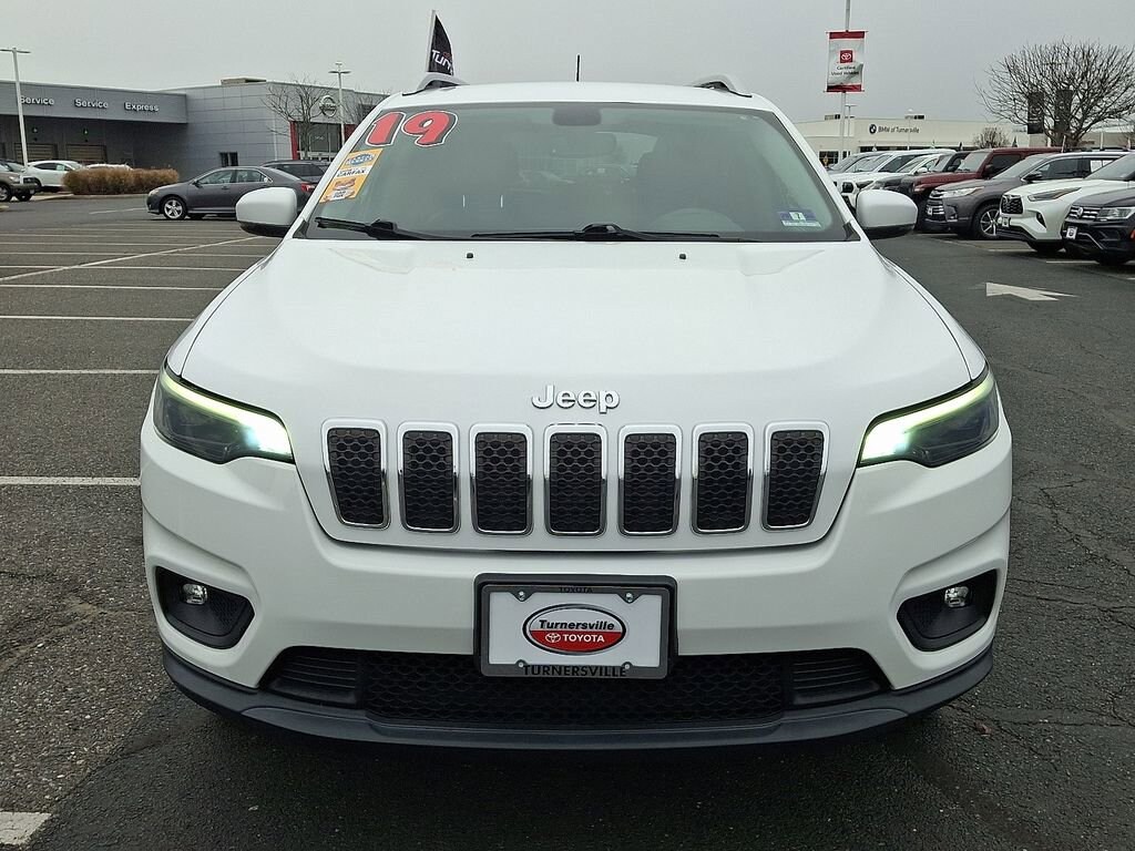 Used 2019 Jeep Cherokee Latitude Plus SUV