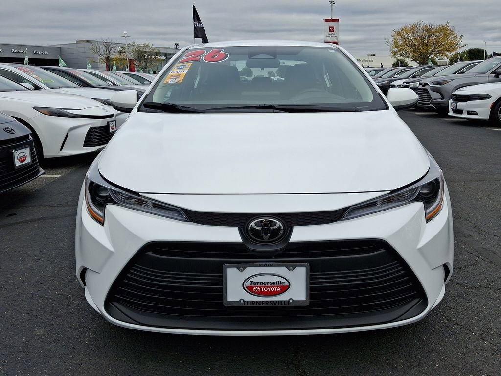 2026 Toyota Corolla LE photo 2