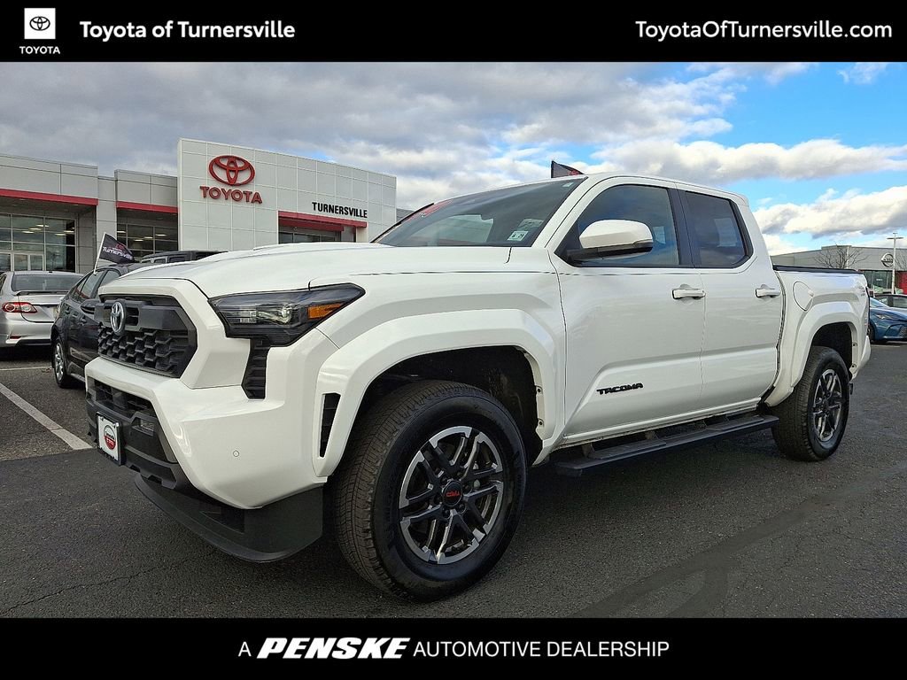 2024 Toyota Tacoma TRD Sport's photo