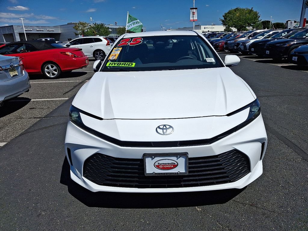 2025 Toyota Camry LE photo 2