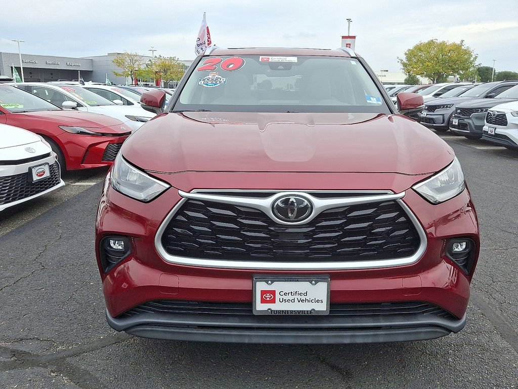 2020 Toyota Highlander XLE photo 2