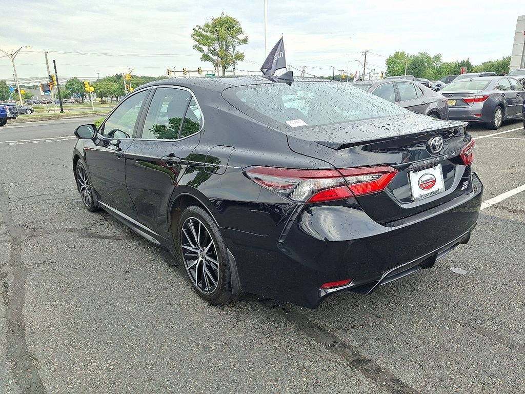 Used 2024 Toyota Camry SE Sedan