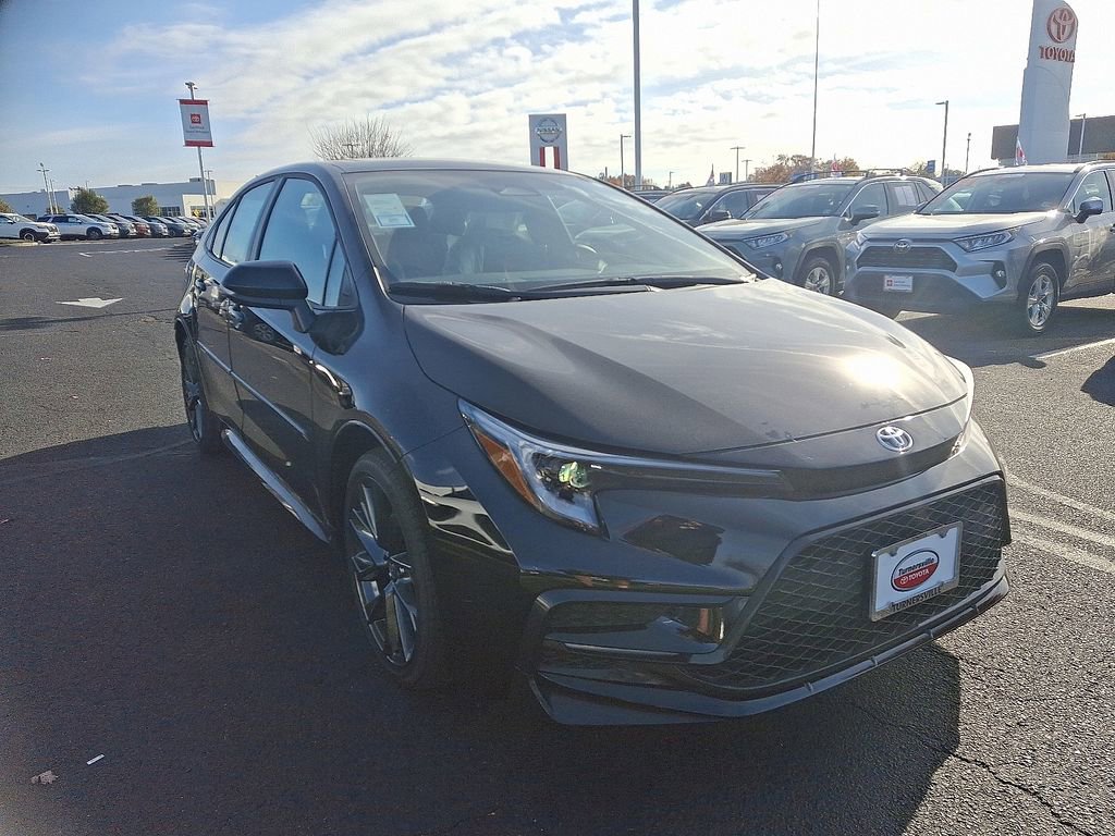 2025 Toyota Corolla SE photo 2