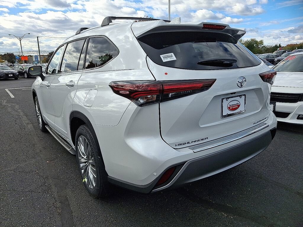New 2026 Toyota Highlander Platinum PLATINUM AWD