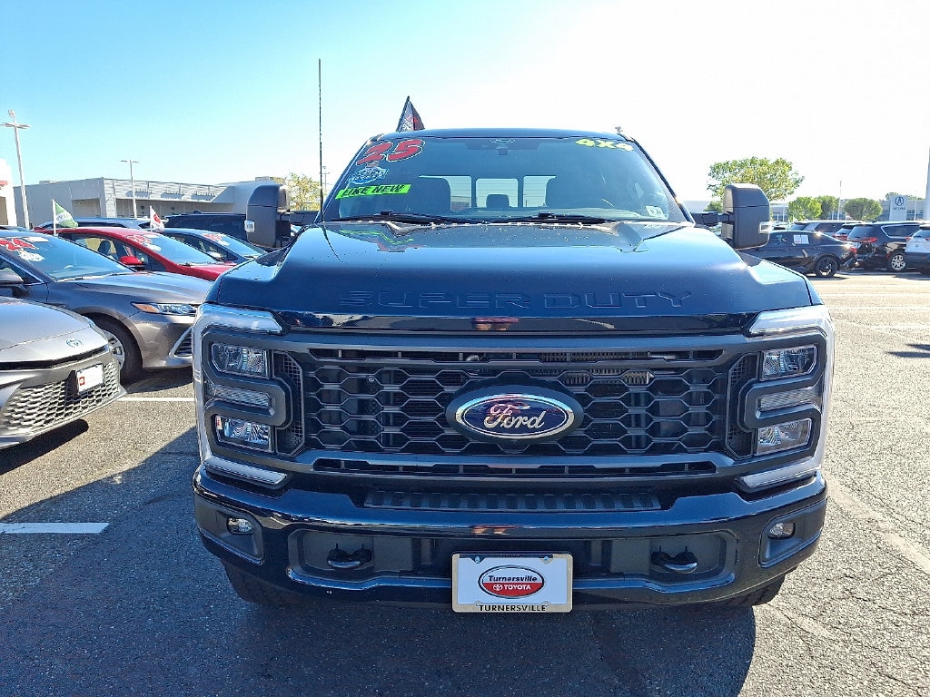 Used 2025 Ford F-250 XL Truck Crew Cab