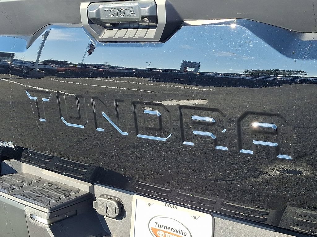 2026 Toyota Tundra SR5 - Photo 11