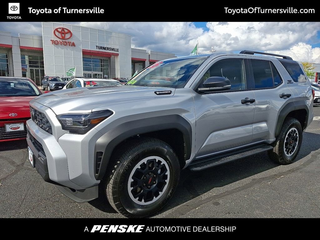 2025 Toyota 4Runner TRD Off-Road's photo