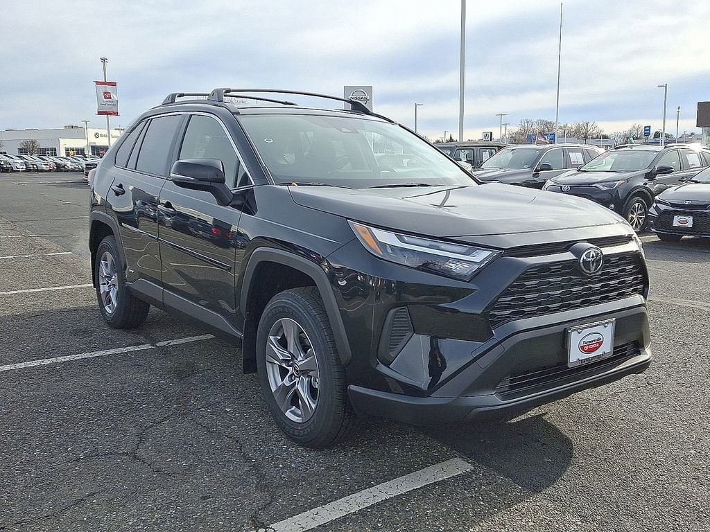 New 2025 Toyota RAV4 Hybrid LE LE AWD SUV