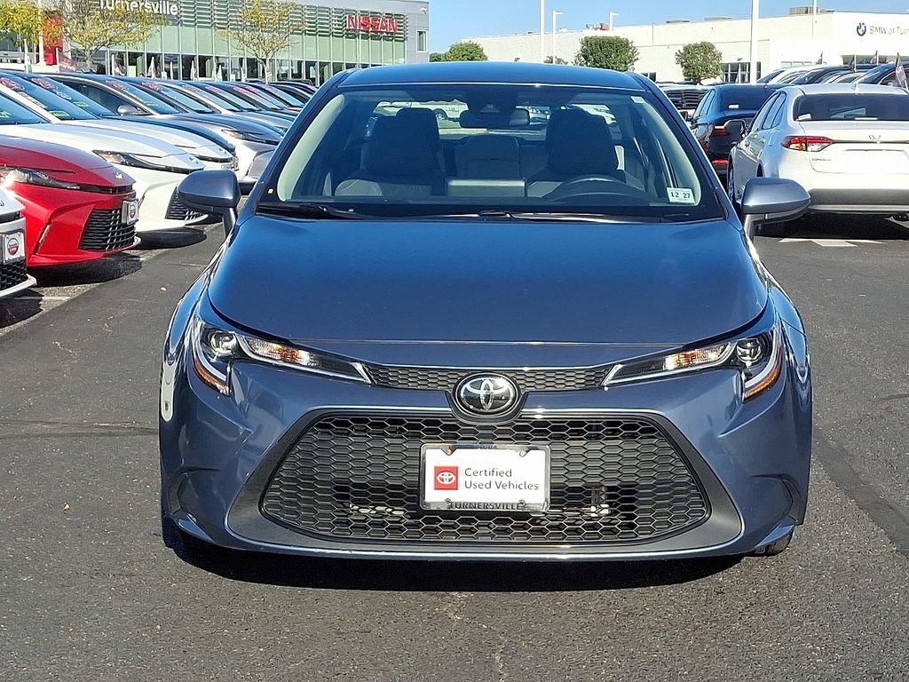 2022 Toyota Corolla LE photo 2