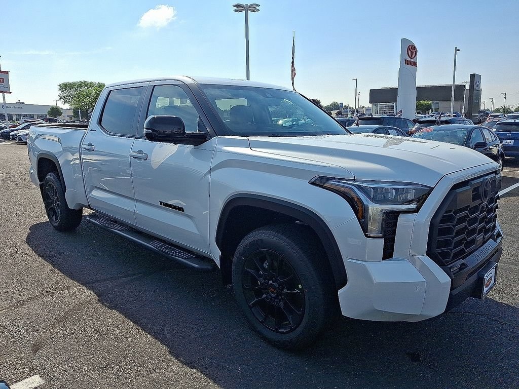 New 2026 Toyota Tundra Limited LIMITED CREWMAX 6.5