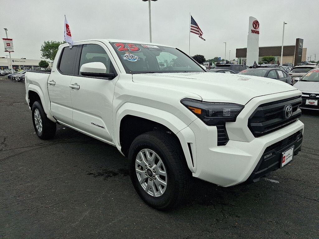 Used 2025 Toyota Tacoma SR5 Truck Double Cab