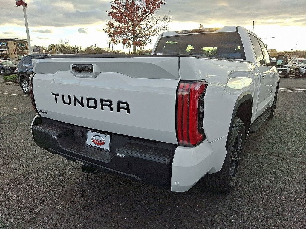 New 2026 Toyota Tundra Limited LIMITED CREWMAX 6.5
