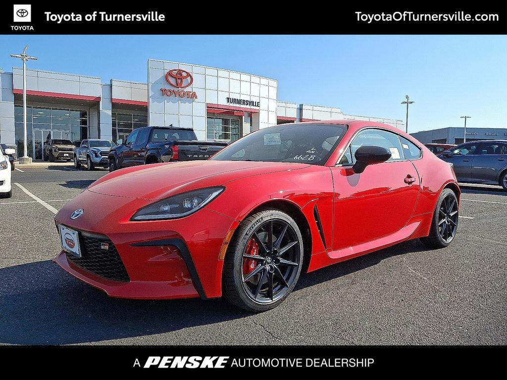 2025 Toyota GR86 2+2 COUPE 6 SPD M/T 