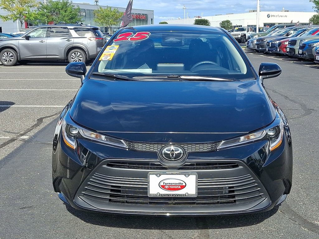 Used 2025 Toyota Corolla LE with VIN 5YFB4MDEXSP341800 for sale in Kansas City