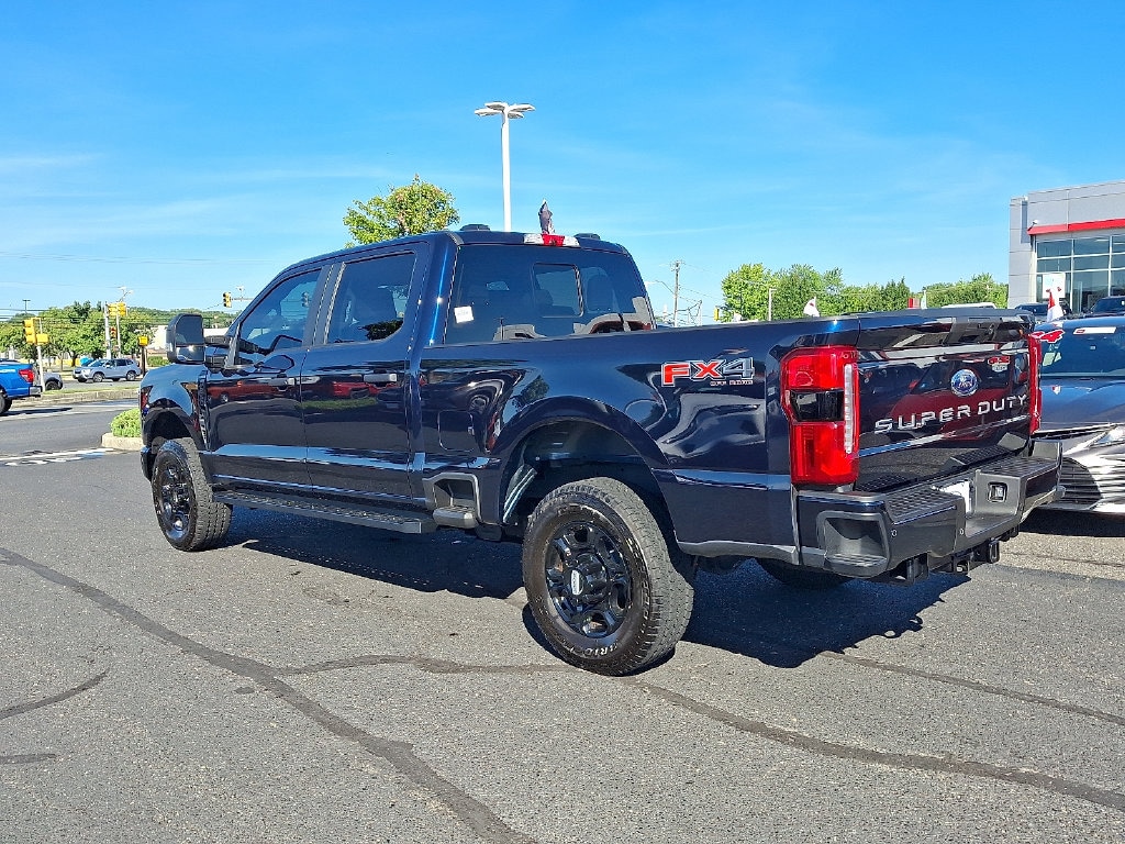 Used 2025 Ford F-250 XL Truck Crew Cab