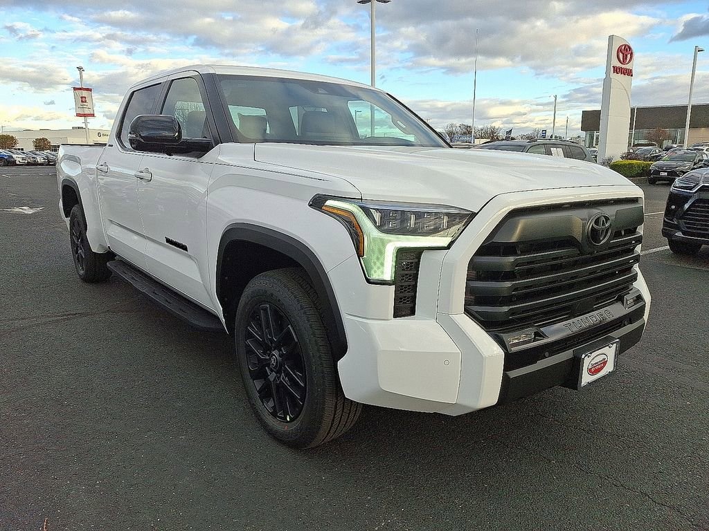 New 2026 Toyota Tundra Limited LIMITED CREWMAX 6.5