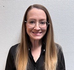 Staff member Chelsea Davies from ID_08702b3c6593