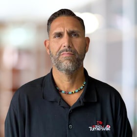 Staff member Jason Skinner from ID_87611c1642c3
