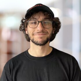 Staff member Thomas Seddon from ID_94396fb35c3d