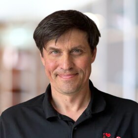 Staff member Stan Rogulin from ID_08702b3c6593