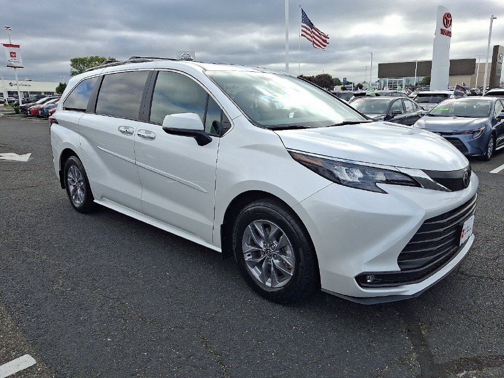 Certified 2026 Toyota Sienna XLE Van Passenger Van