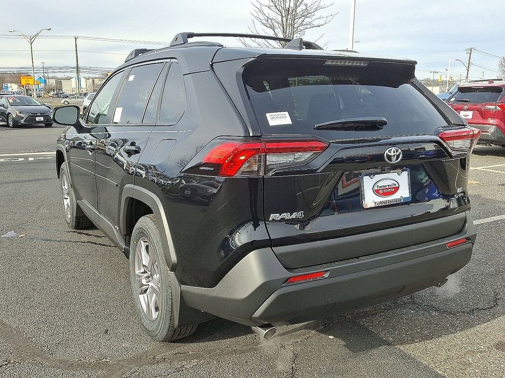 New 2025 Toyota RAV4 Hybrid LE LE AWD SUV