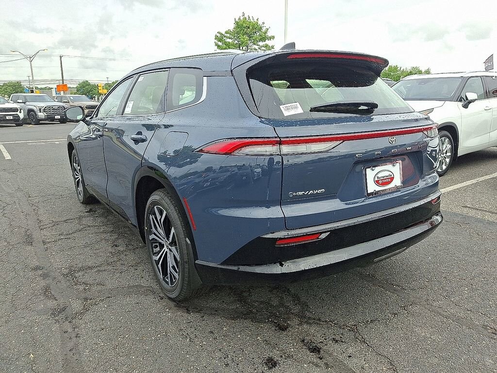 New 2026 Toyota Crown Signia XLE XLE