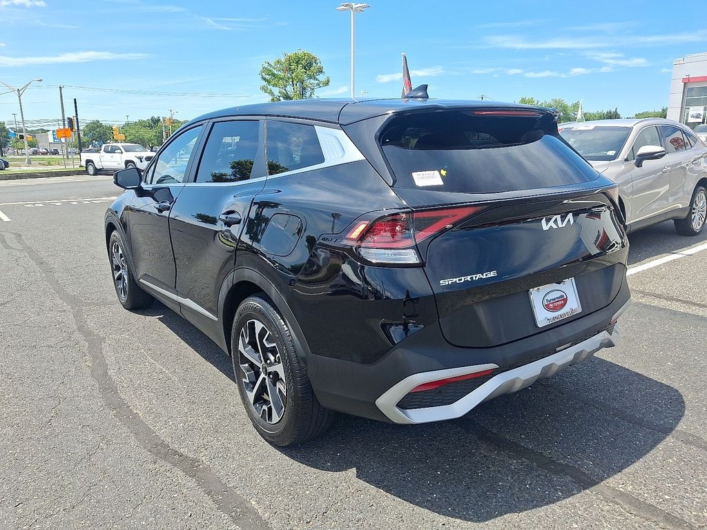 Used 2023 Kia Sportage EX SUV