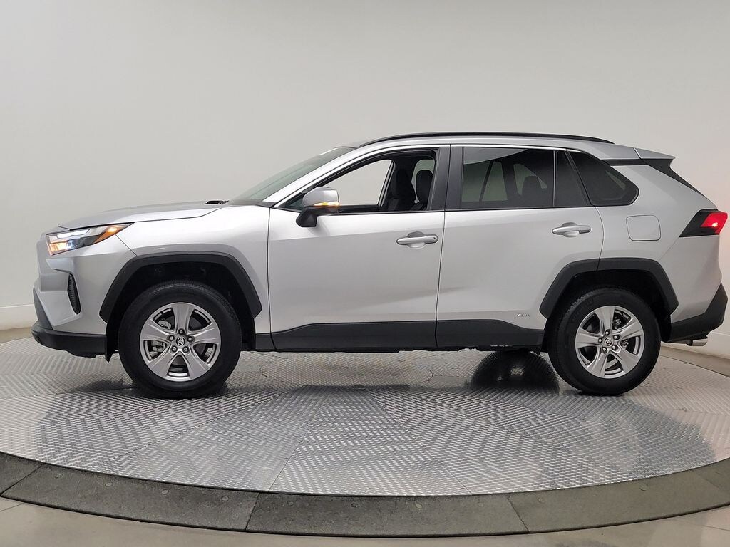 Used 2025 Toyota RAV4 Hybrid XLE SUV