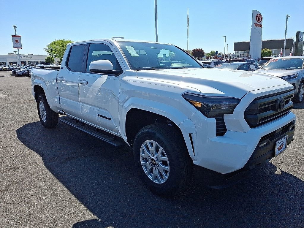 New 2026 Toyota Tacoma SR5 4X4 DBL CAB LONG BED