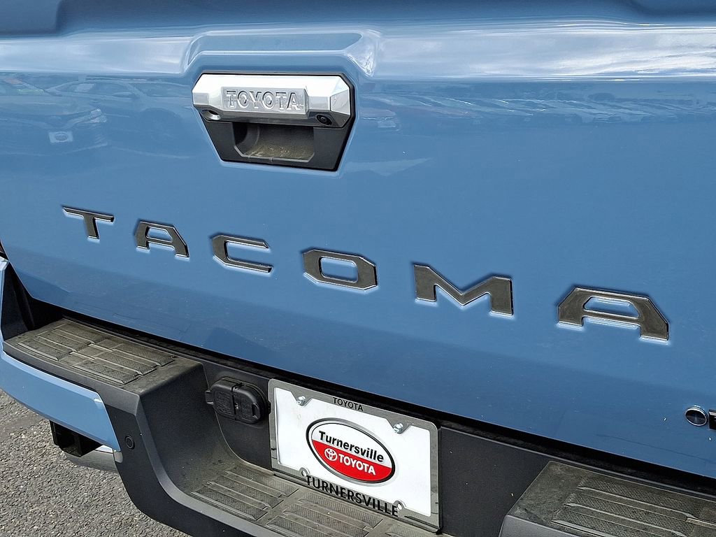 2026 Toyota Tacoma Limited - Photo 10