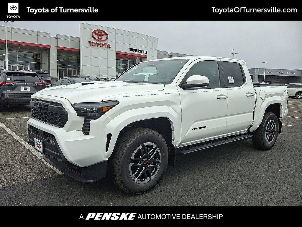 2026 Toyota Tacoma TRD Sport's photo