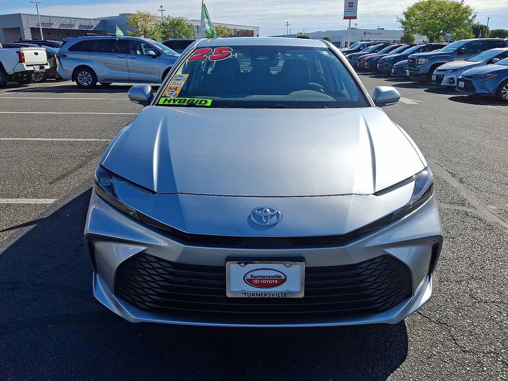 2025 Toyota Camry LE photo 2