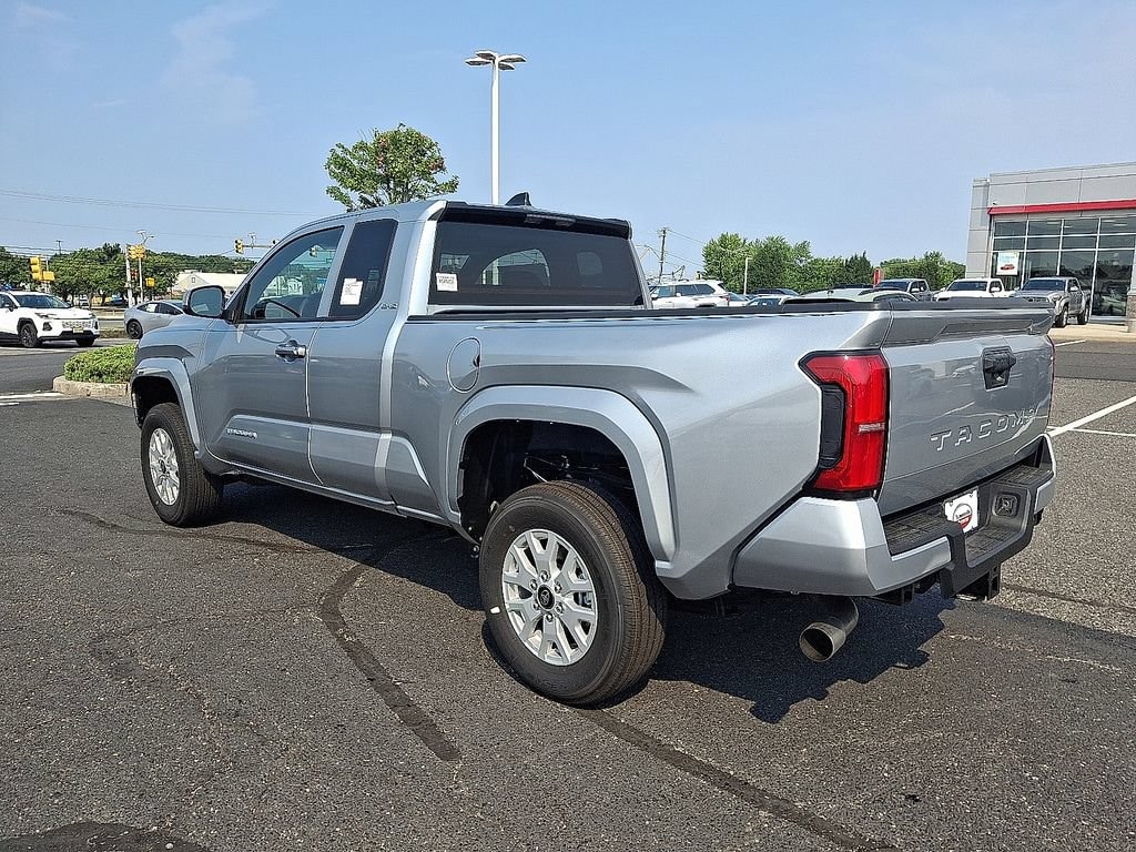 New 2026 Toyota Tacoma SR5 4X2 XTRACAB