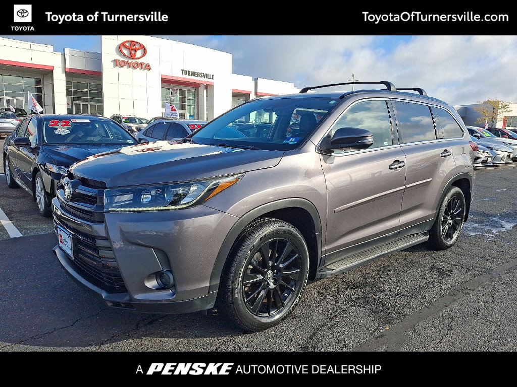 2019 Toyota Highlander SE