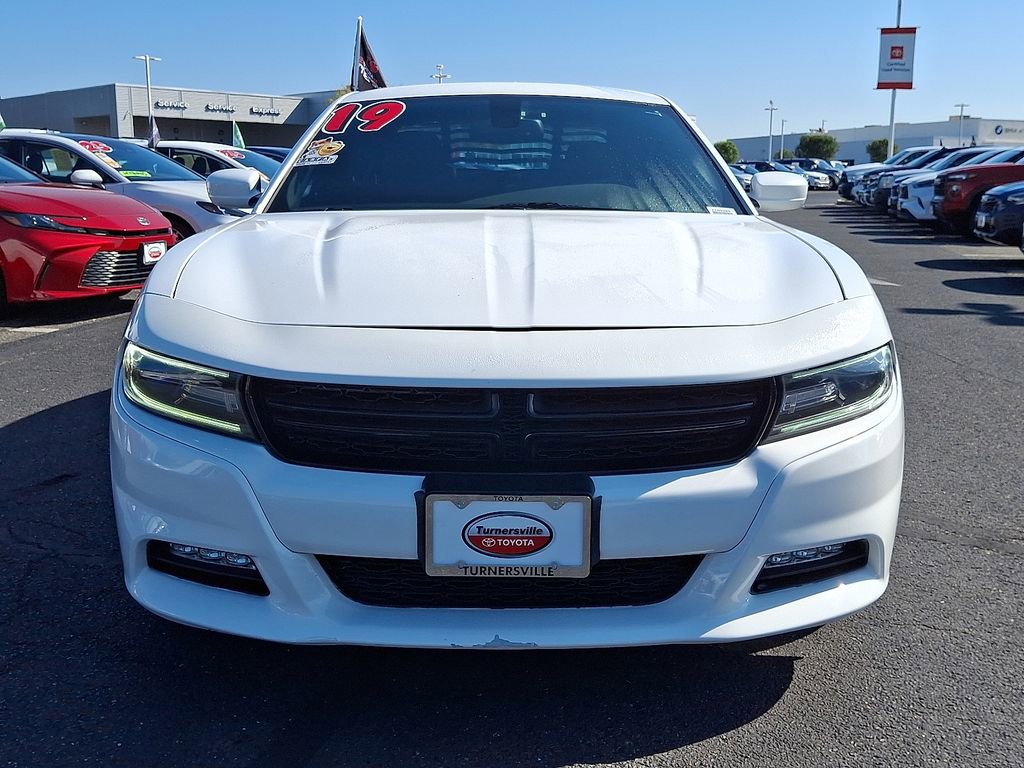 2016 Dodge Charger SXT photo 2