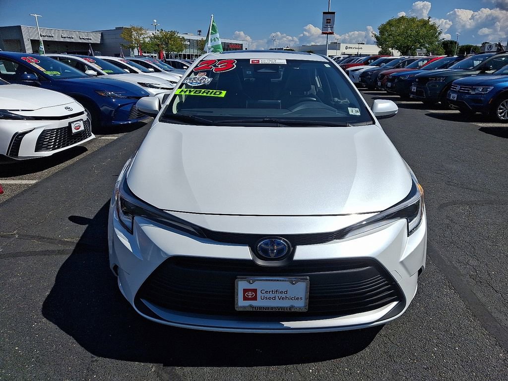 2023 Toyota Corolla Hybrid XLE photo 2