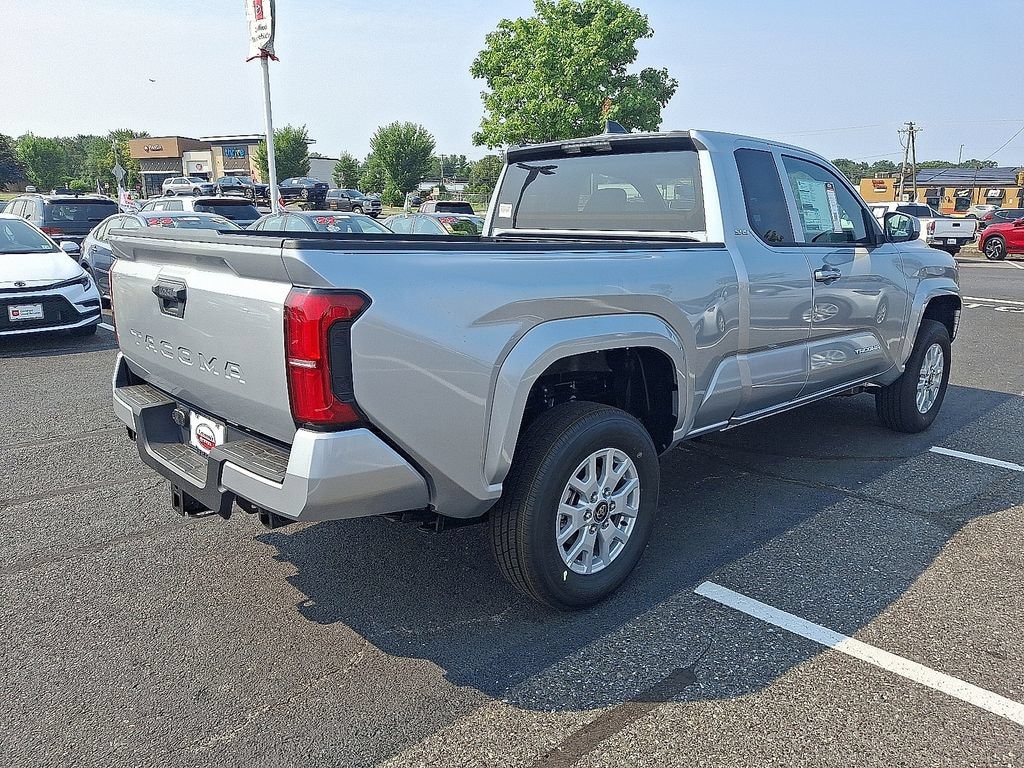 New 2026 Toyota Tacoma SR5 4X2 XTRACAB