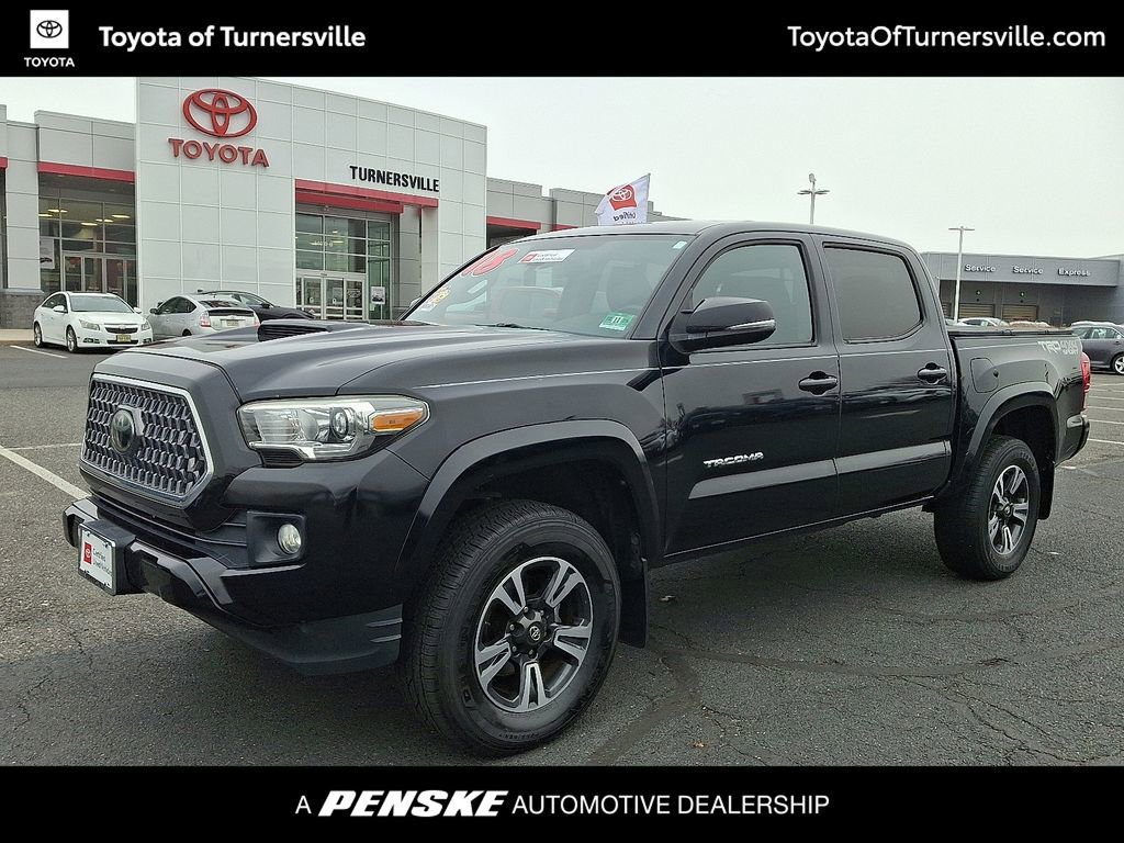 2018 Toyota Tacoma TRD Sport's photo