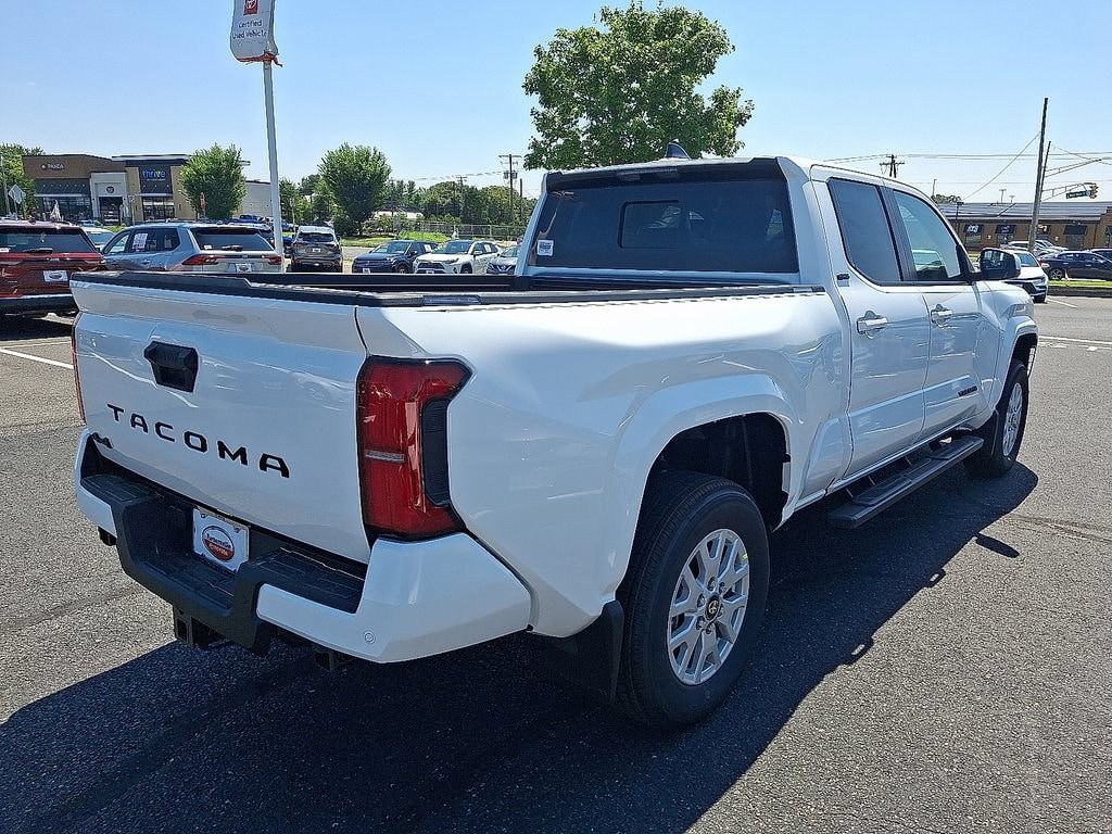 New 2026 Toyota Tacoma SR5 4X4 DBL CAB LONG BED