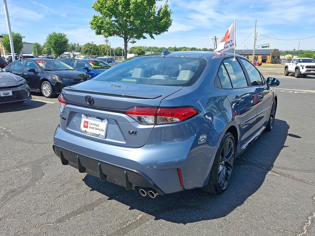 2025 Toyota Corolla SE - Photo 6