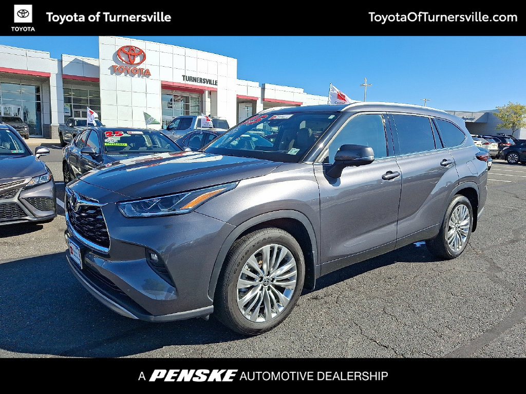 2025 Toyota Highlander Platinum
