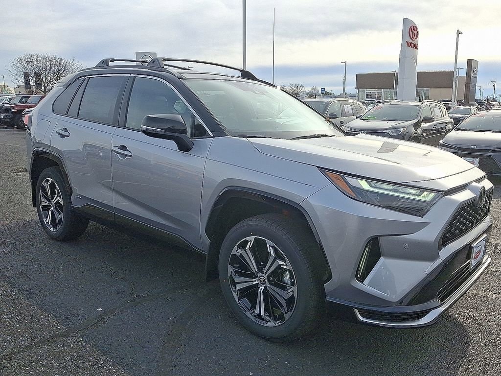 New 2025 Toyota RAV4 Plug-in Hybrid XSE PLUG-IN HYBRID