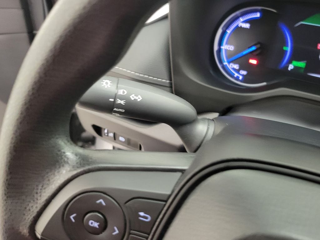 2025 Toyota RAV4 XLE - Photo 34
