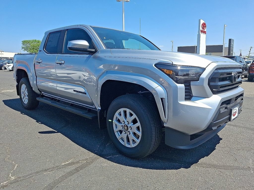 New 2026 Toyota Tacoma SR5 4X4 DOUBLE CAB
