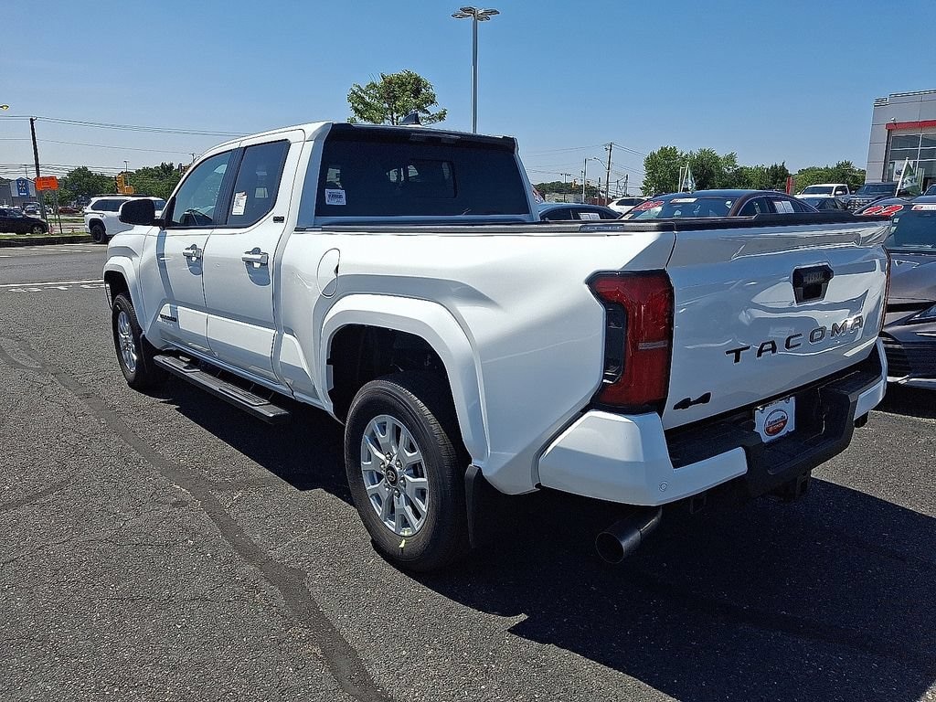 New 2026 Toyota Tacoma SR5 4X4 DBL CAB LONG BED