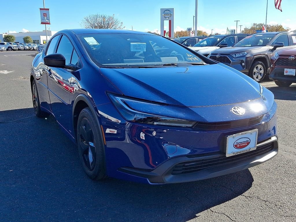 New 2026 Toyota Prius LE AWD LE AWD