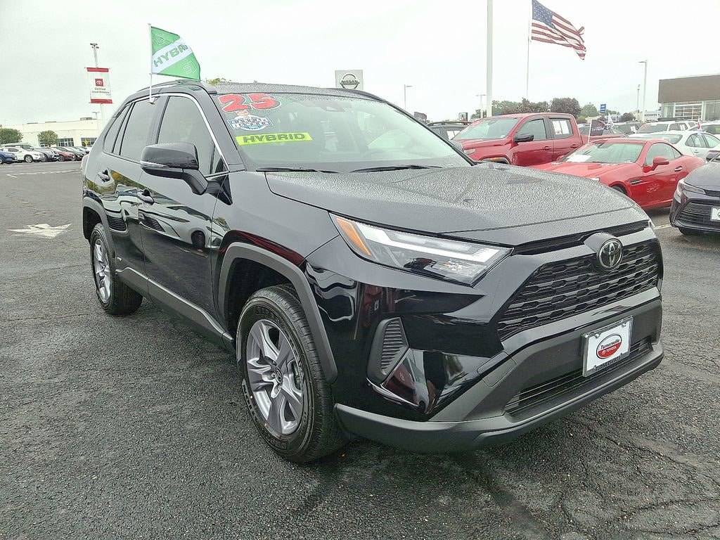 Used 2025 Toyota RAV4 Hybrid LE SUV