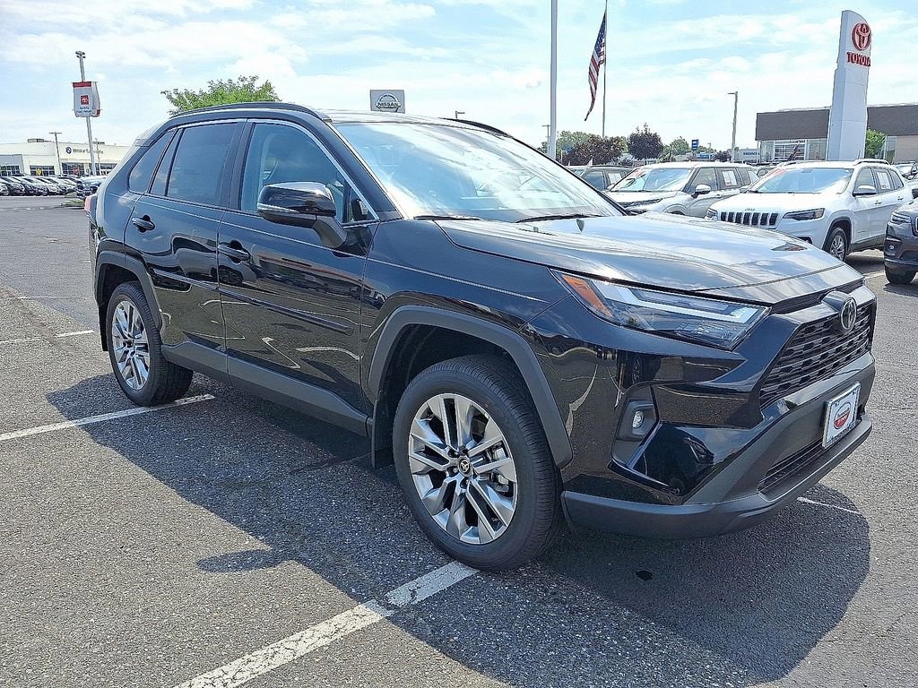 New 2025 Toyota RAV4 XLE Premium XLE PREM AWD SUV
