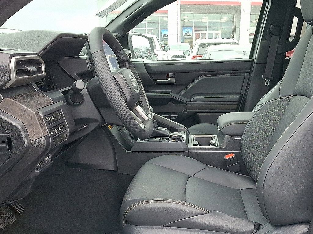 2026 Toyota Tacoma Limited - Photo 6